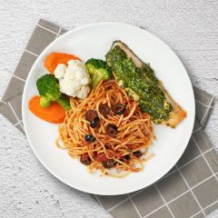 Pesto Salmon Arrabiata Spaghetti